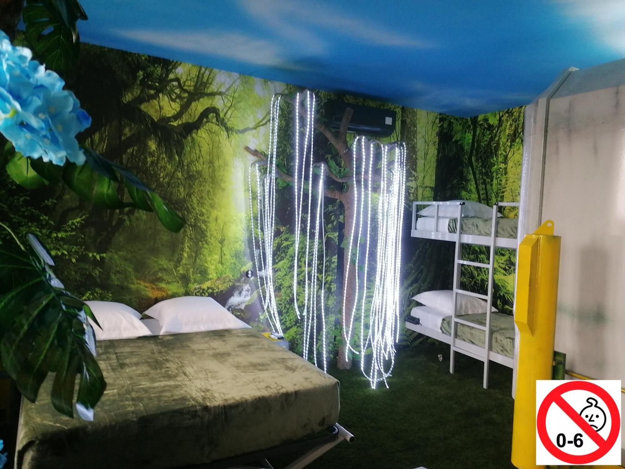 Le Making Of Chambres D'Hotes Insolites Et Familiales Thairé Exterior photo